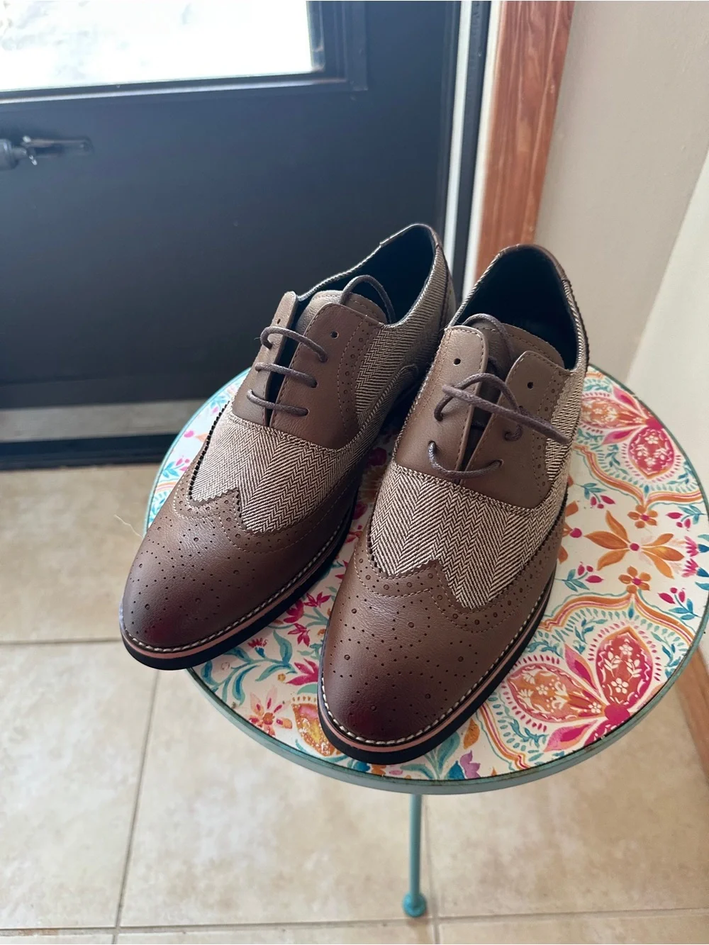 Men's Two-Tone Brown Wingtip Dress Shoes